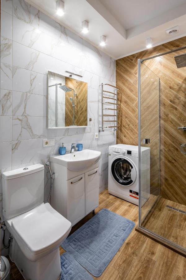 Ferienwohnung Romari Гнатюка 3 Lemberg Exterior foto